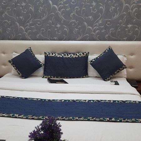 Hotel Ventures Inn Amritsar Cameră foto